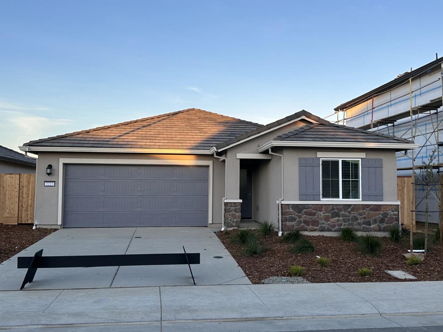 Photo of 2236 Sunshine Dr in Newman, CA