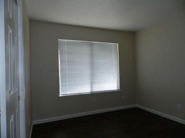 Photo #8: 221017228 Listing 
