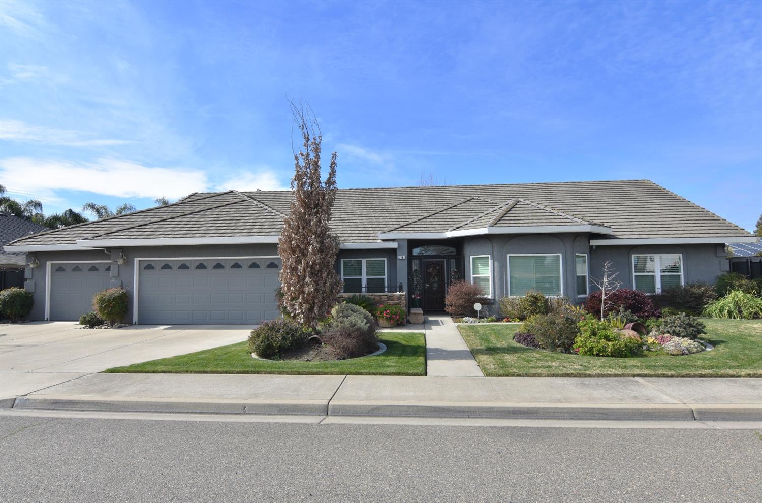 Detail Gallery Image 1 of 1 For 2291 N Johnson Rd, Turlock,  CA 95382 - 4 Beds | 2 Baths
