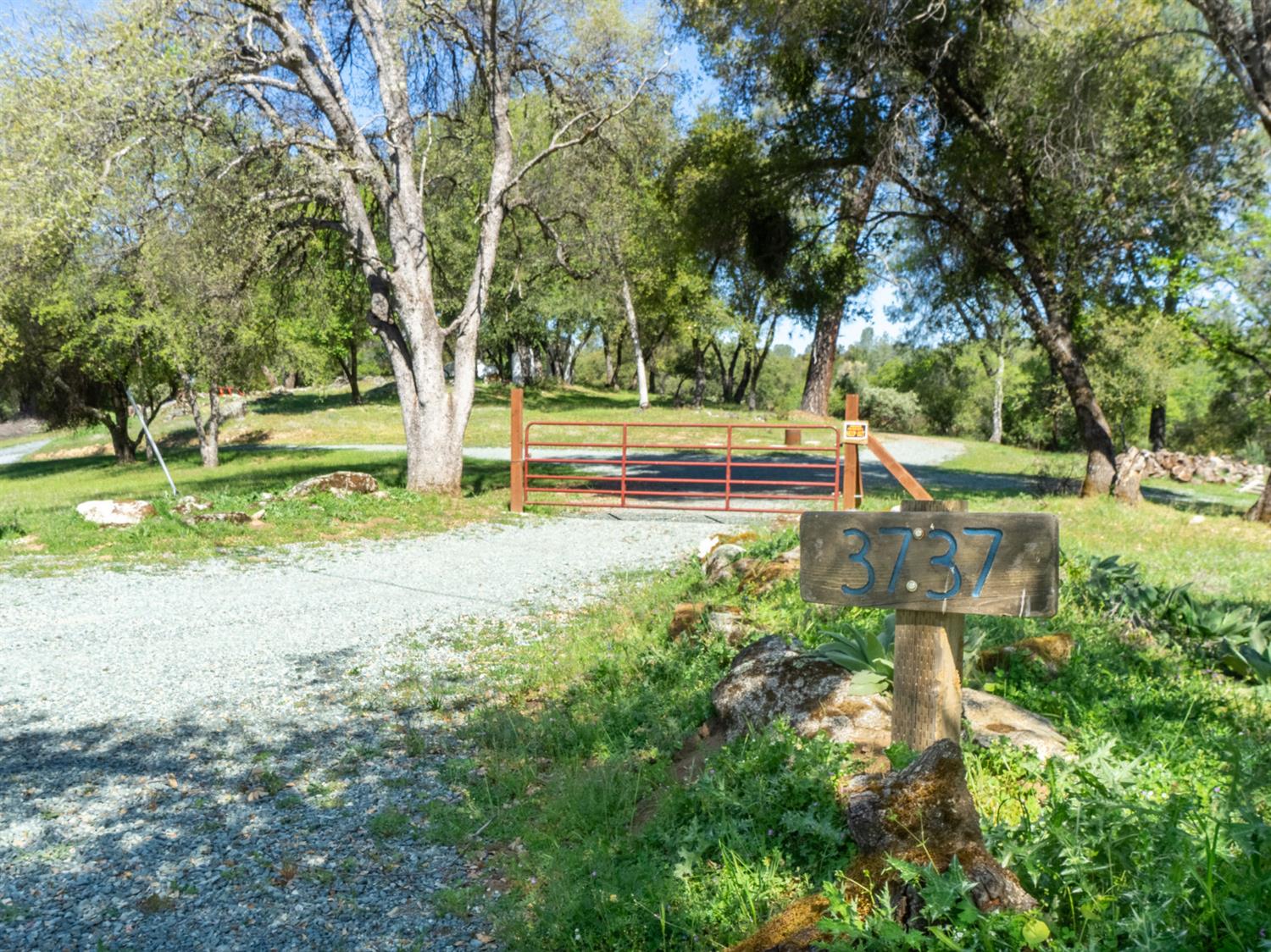 Photo of 3737 Freedom Wy in Placerville, CA