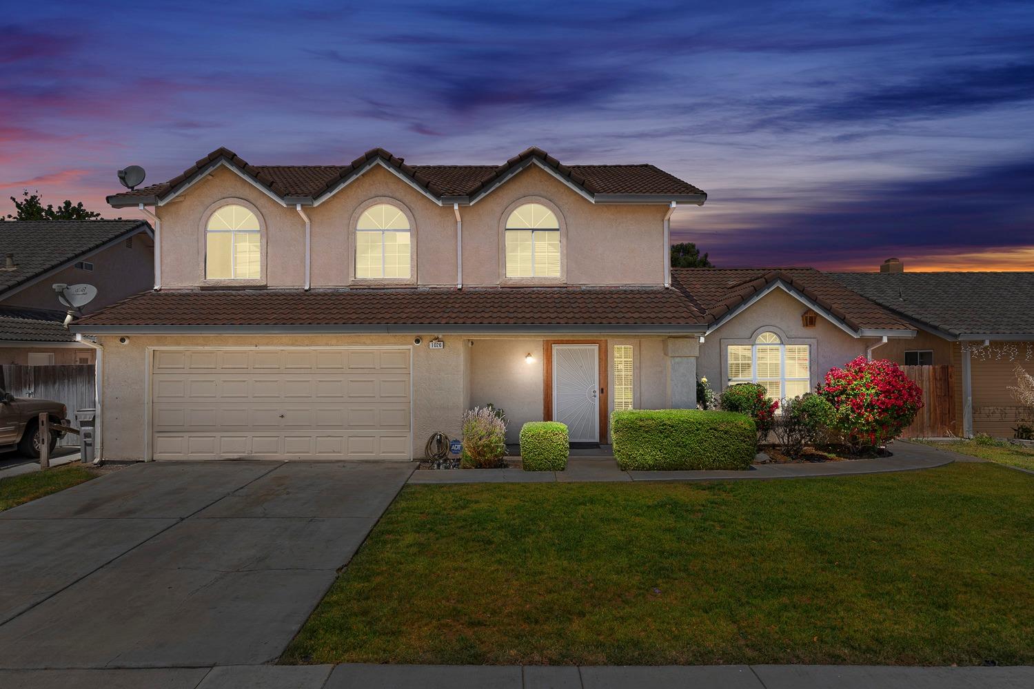 Detail Gallery Image 1 of 1 For 1026 Acaciawood Ct, Los Banos,  CA 93635 - 4 Beds | 2/1 Baths