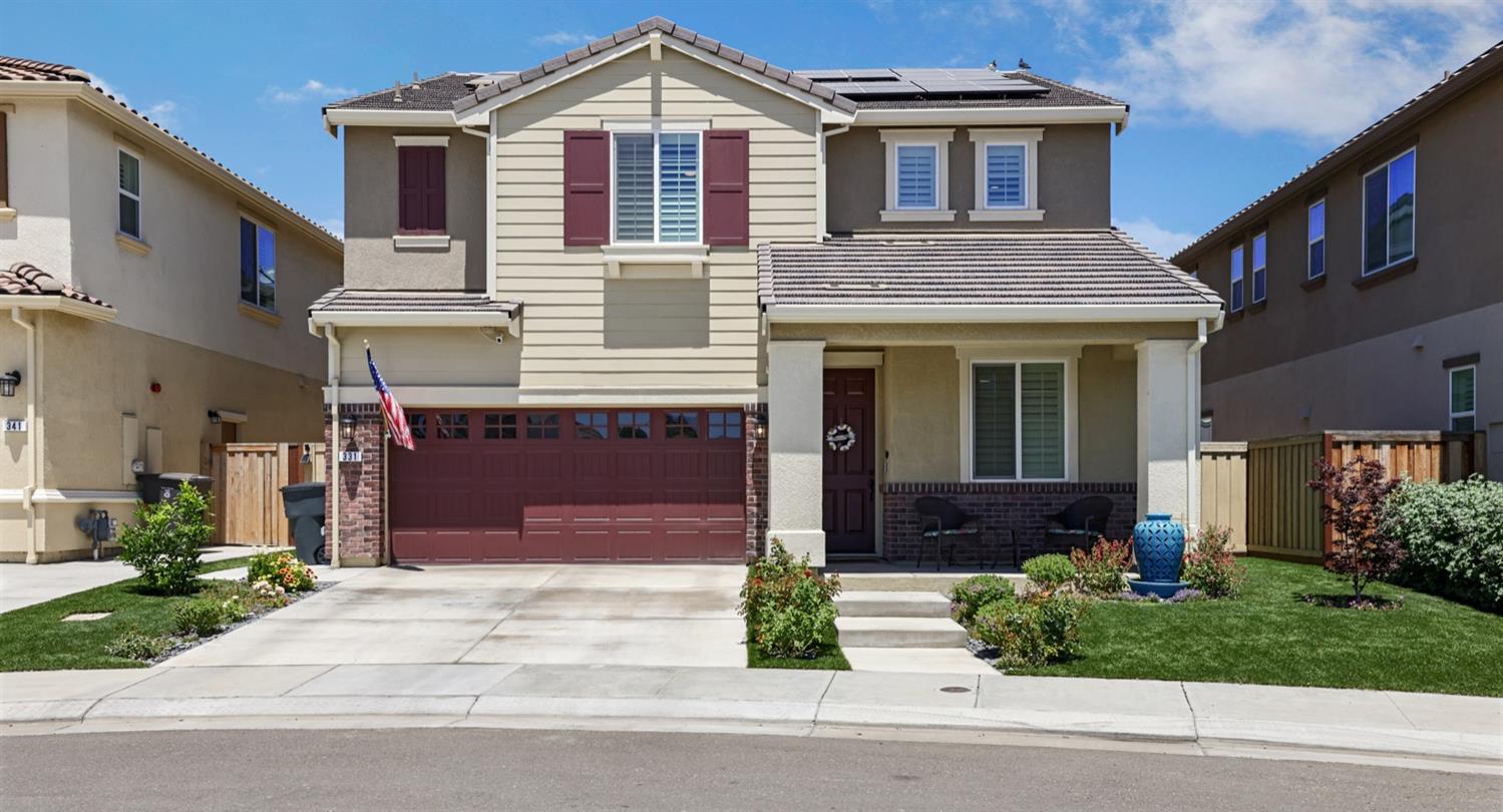 Detail Gallery Image 1 of 1 For 331 Aaron Way, Tracy,  CA 95377 - 4 Beds | 2/1 Baths