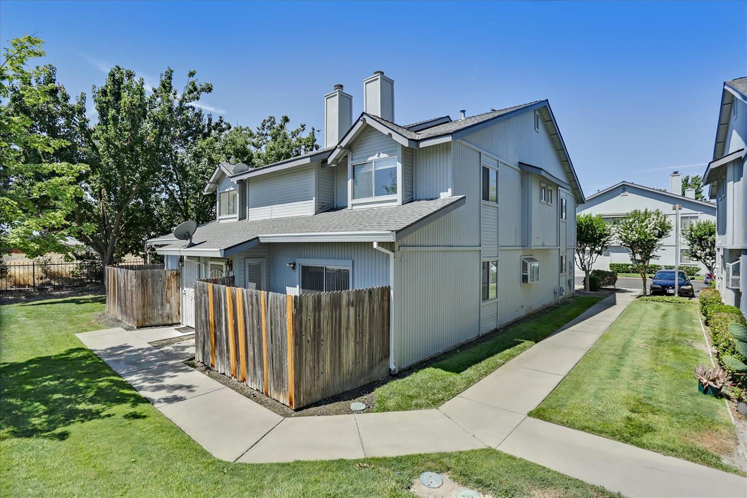 Photo #2: 221077812 Listing 