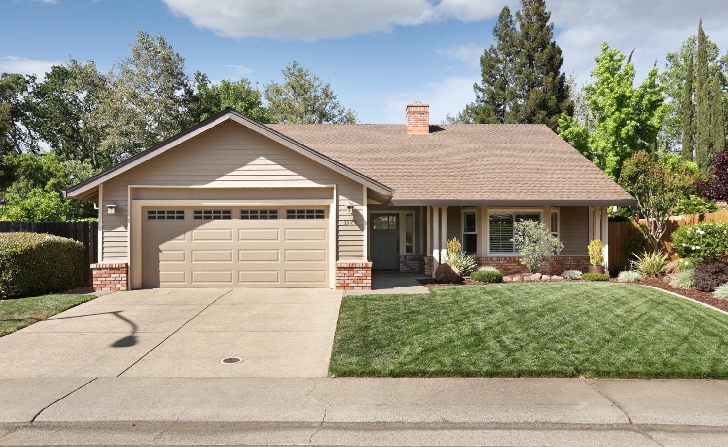Detail Gallery Image 1 of 1 For 1977 Sidesaddle Way, Roseville,  CA 95661 - 3 Beds | 2 Baths