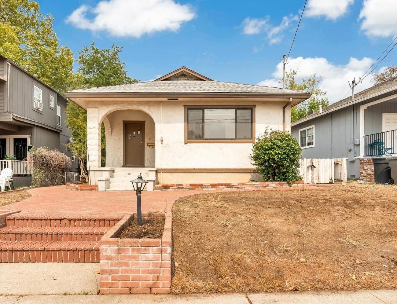 old-homes-for-sale-roseville-ca