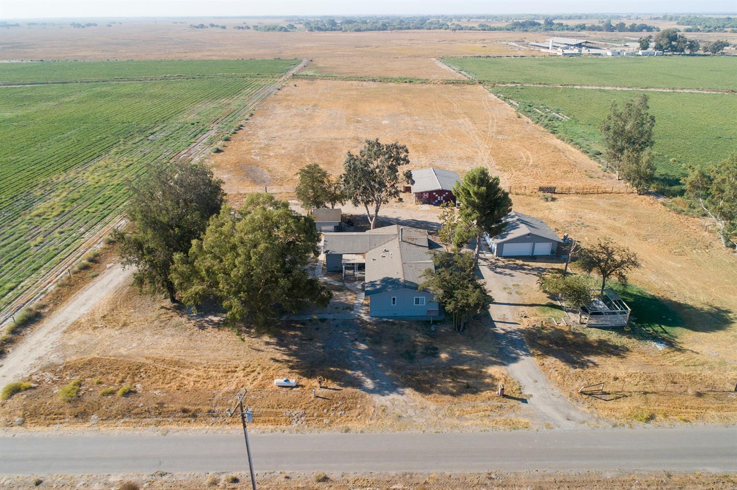 Detail Gallery Image 1 of 1 For 18776 W Bose Rd, Stevinson,  CA 95374 - 3 Beds | 2 Baths