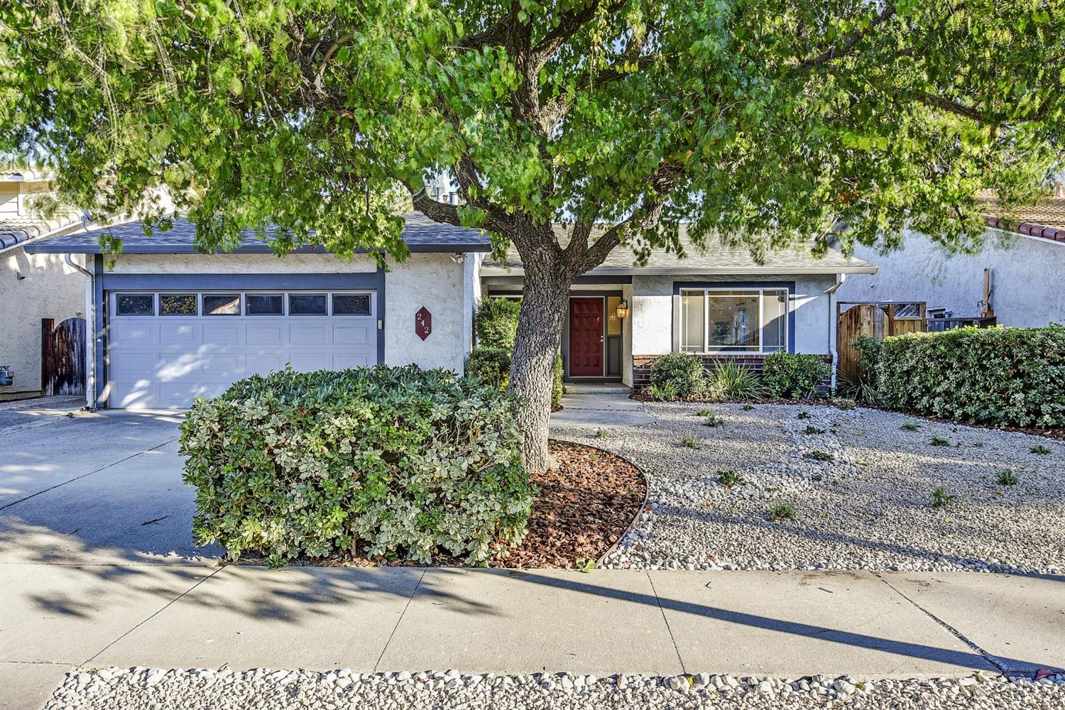 Detail Gallery Image 1 of 1 For 242 French Ct, San Jose,  CA 95139 - 3 Beds | 2 Baths