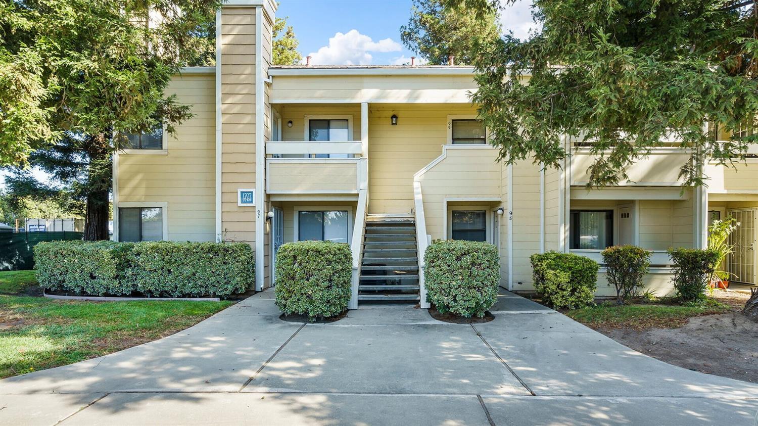 Detail Gallery Image 1 of 1 For 1707 Pyrenees Ave #97,  Stockton,  CA 95210 - 2 Beds | 1/1 Baths