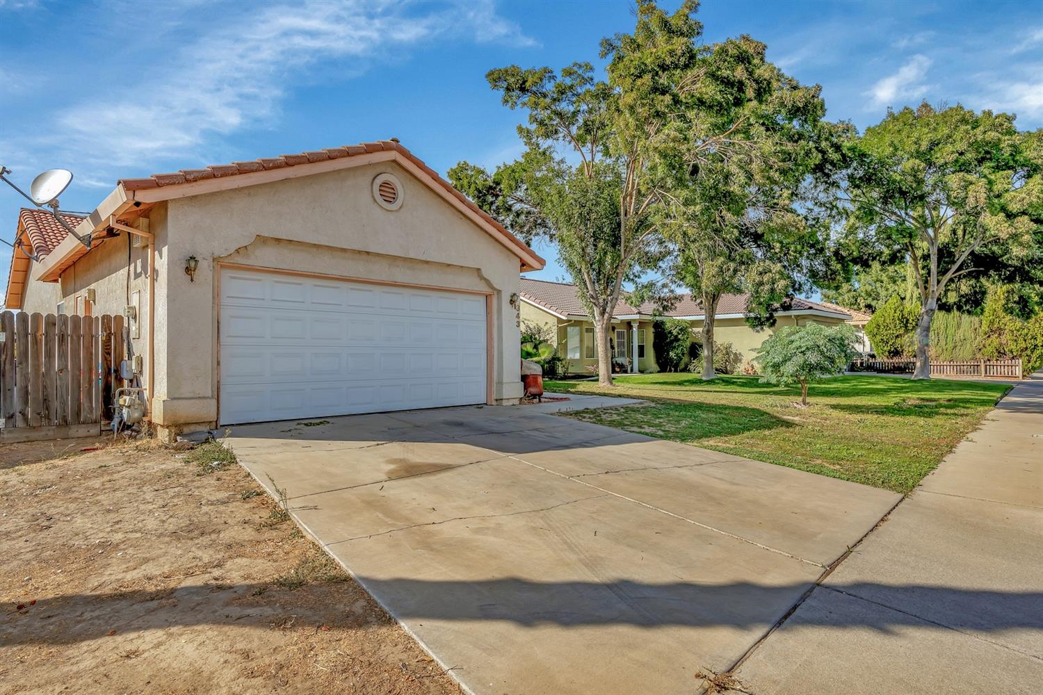 Detail Gallery Image 1 of 1 For 343 Chestnut St, Los Banos,  CA 93635 - 3 Beds | 2 Baths