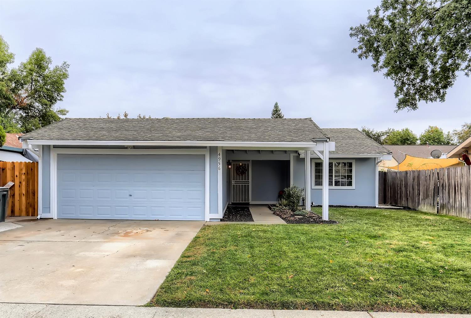 Detail Gallery Image 1 of 1 For 4956 Clearwood Way, Sacramento,  CA 95841 - 3 Beds | 2 Baths