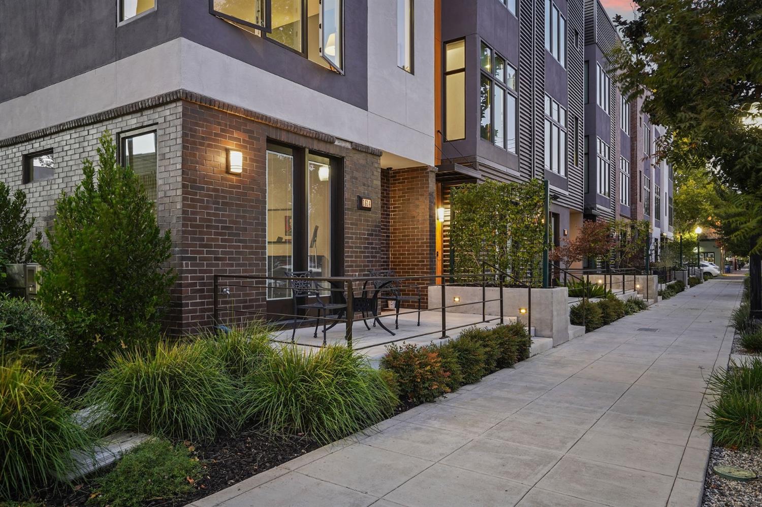 Lofts For Sale in Sacramento and Lofts in Sacramento For Sale, Downtown Sacramento Lofts For Sale Lofts and Urban Living Condominiums