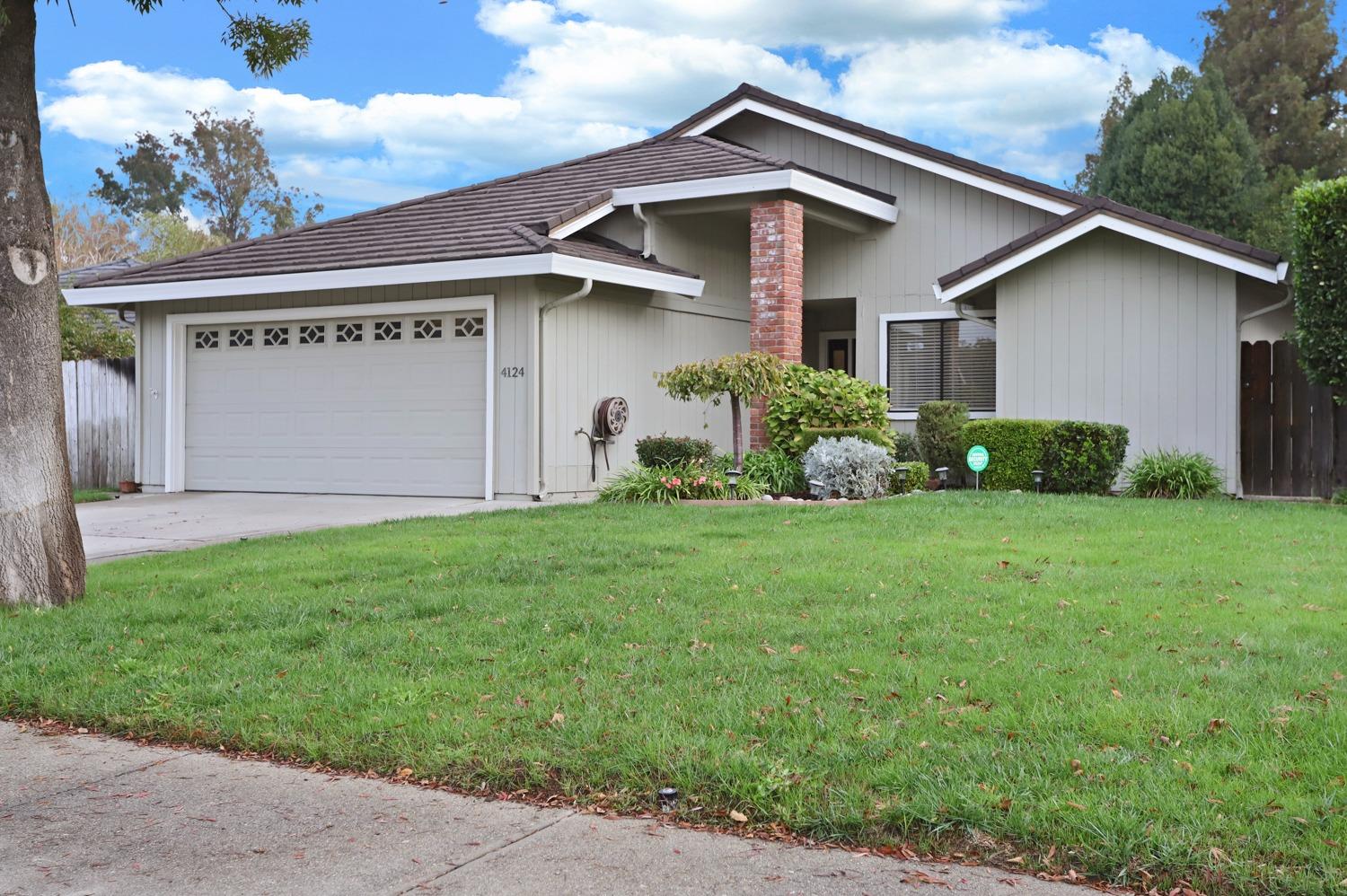 Detail Gallery Image 1 of 1 For 4124 Sun River Ct, Stockton,  CA 95219 - 3 Beds | 2 Baths