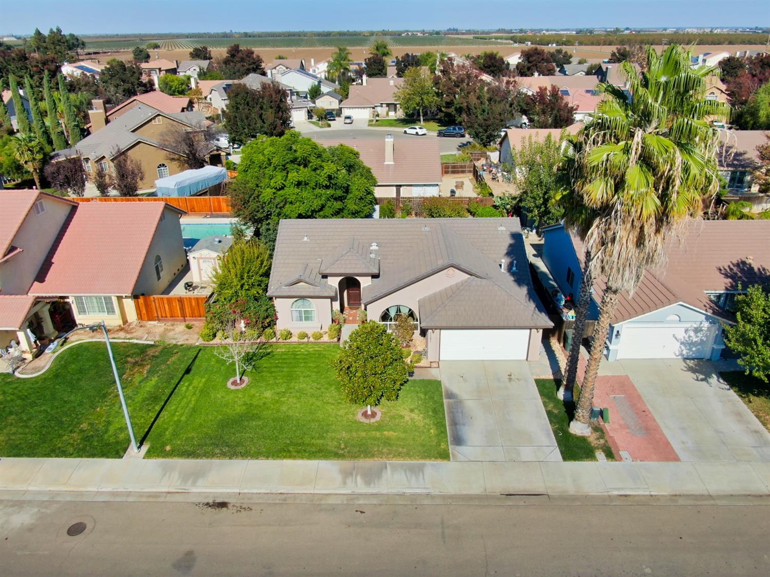 Detail Gallery Image 1 of 1 For 1581 via Del Pettoruto, Gustine,  CA 95322 - 3 Beds | 2 Baths