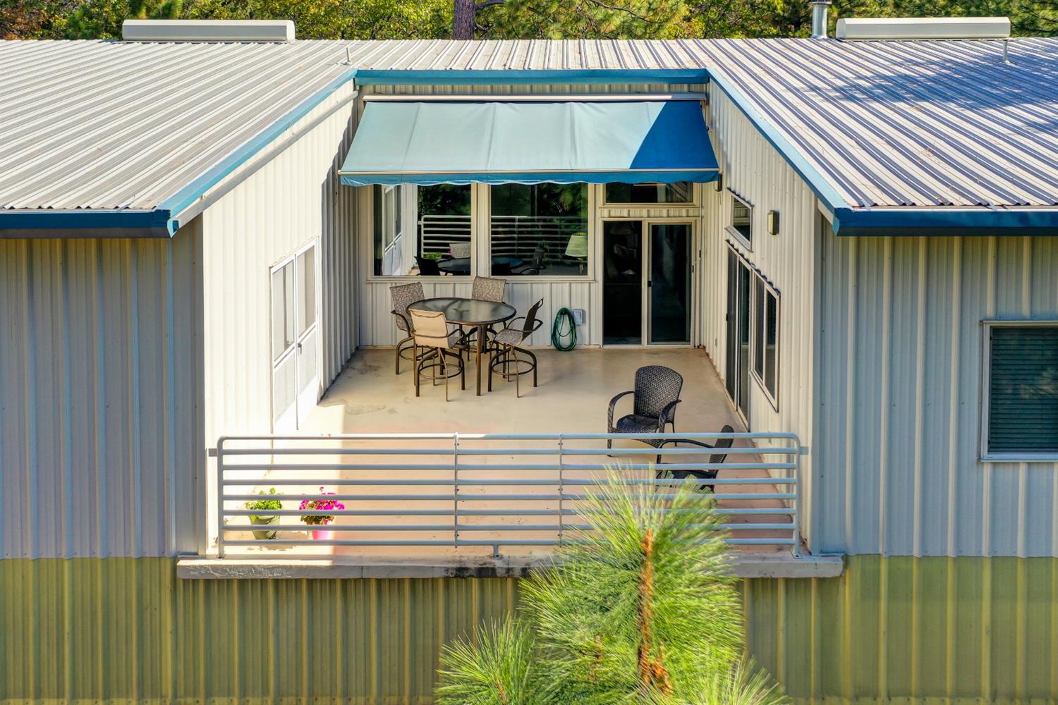 Photo of 3170 Serenity Dr in Placerville, CA