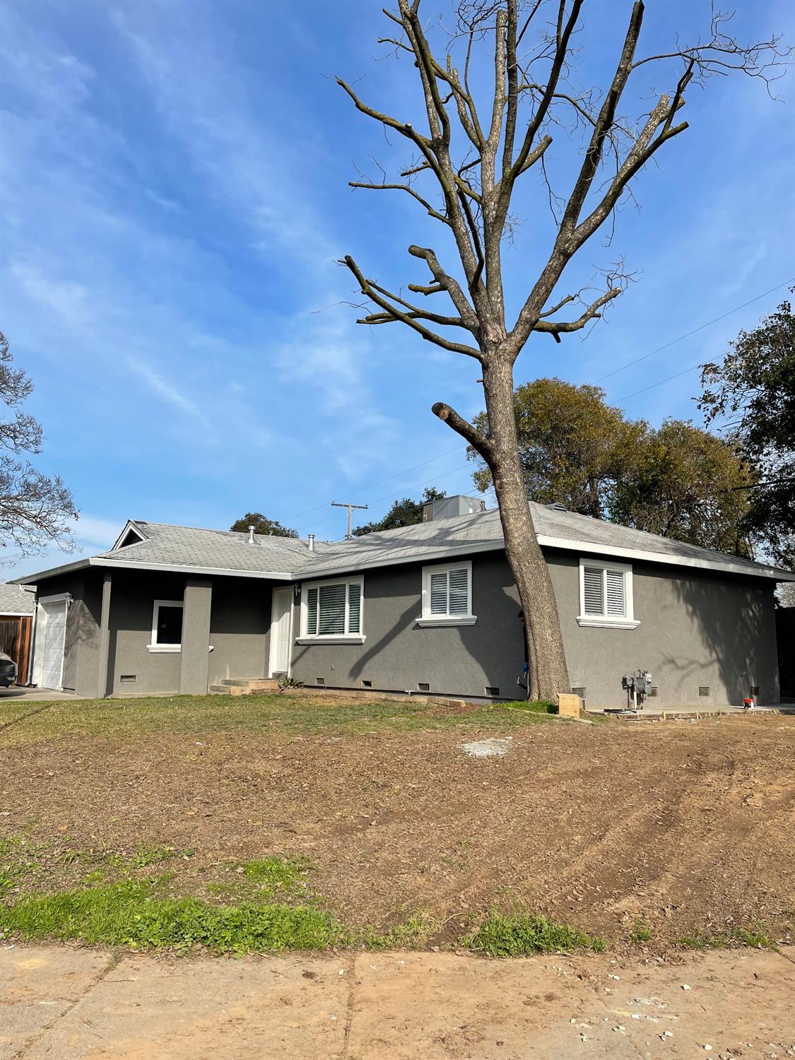 Great opportunity to own a beautiful remodel home in Fruitridge Terrace neighborhood. New Flooring, New Bathroom, New Kitchen, and more. Located on a huge corner lot and tucked away on a quiet street! Spacious kitchen with enough room to add an island, sizable bedrooms, and plenty of space for the family to gather together. Priced to sell!
