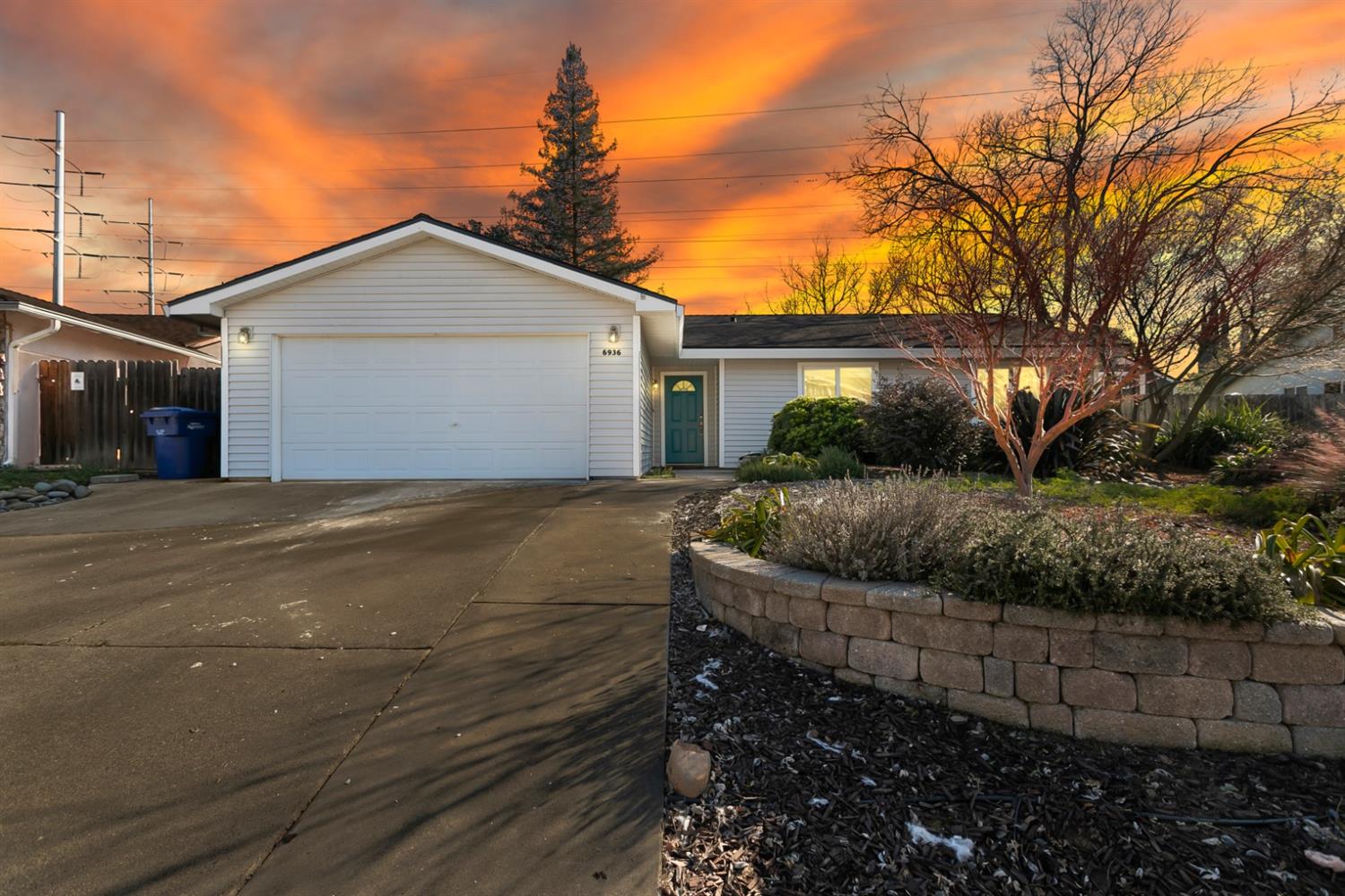 Welcome to this 4 bedroom, 2 bathroom home for sale in Orangevale. This home offers mostly tile floo