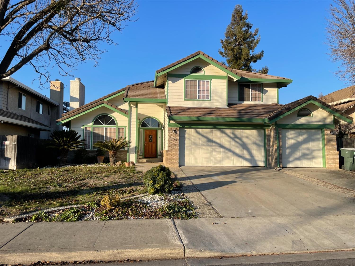 Detail Gallery Image 1 of 1 For 2005 E Rumble Rd, Modesto,  CA 95355 - 4 Beds | 2/1 Baths