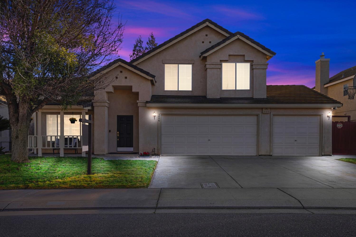 Detail Gallery Image 1 of 1 For 2406 Colony Manor, Riverbank,  CA 95367 - 3 Beds | 2/1 Baths