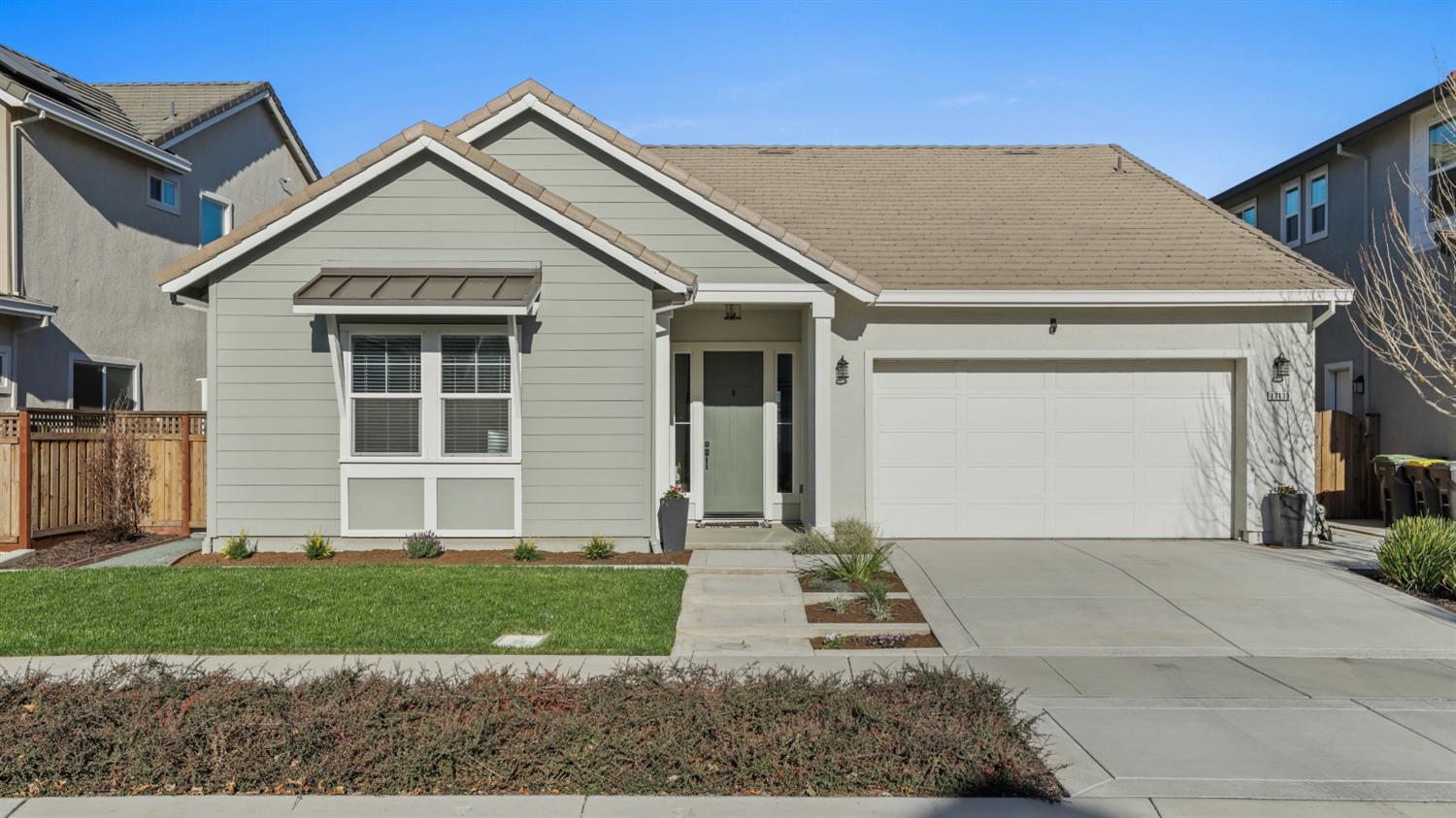 Detail Gallery Image 1 of 1 For 17139 Kestrel Court, Lathrop,  CA 95330 - 3 Beds | 2/1 Baths