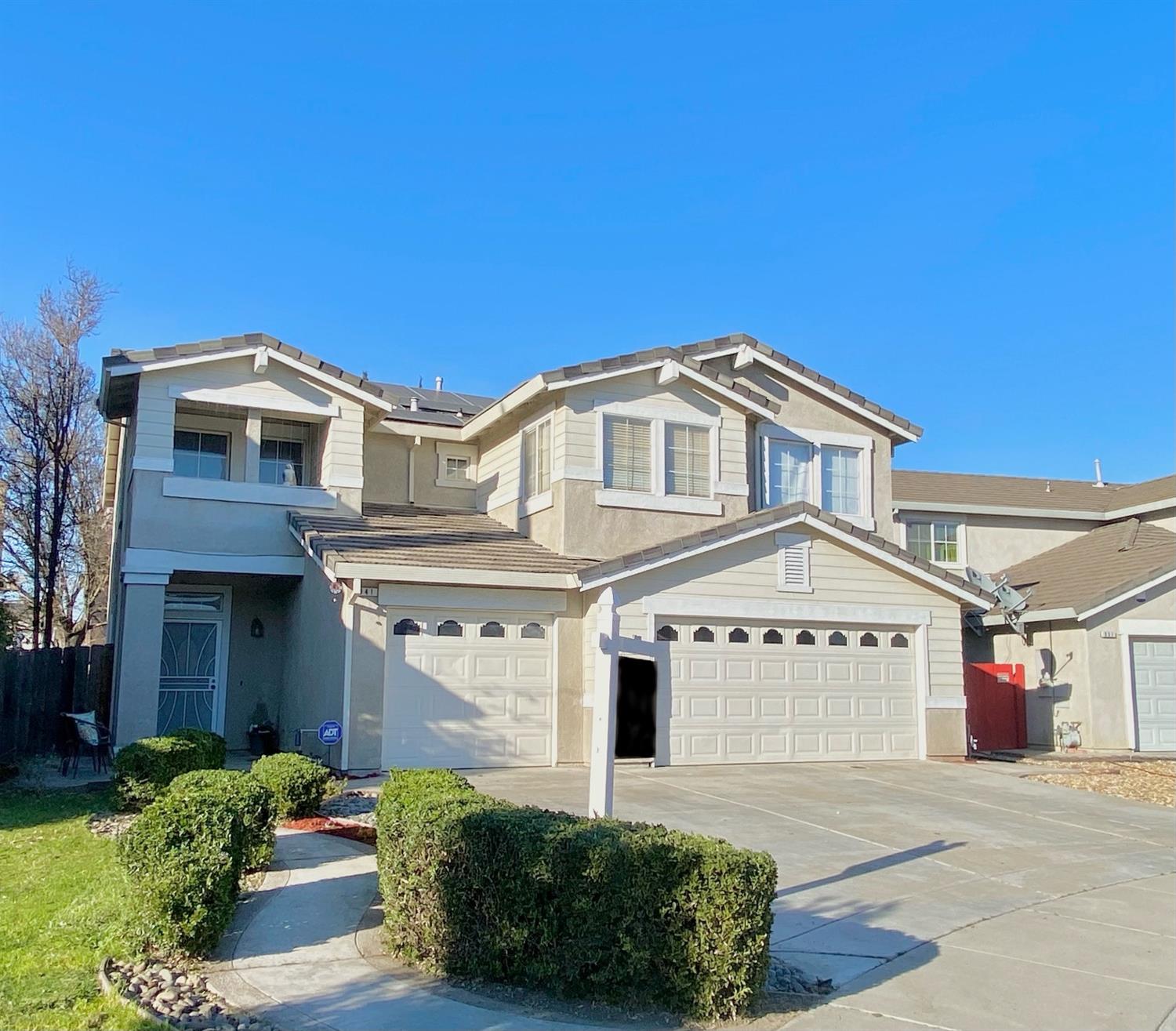Detail Gallery Image 1 of 1 For 941 Silver Ct, Lathrop,  CA 95330 - 4 Beds | 2/1 Baths