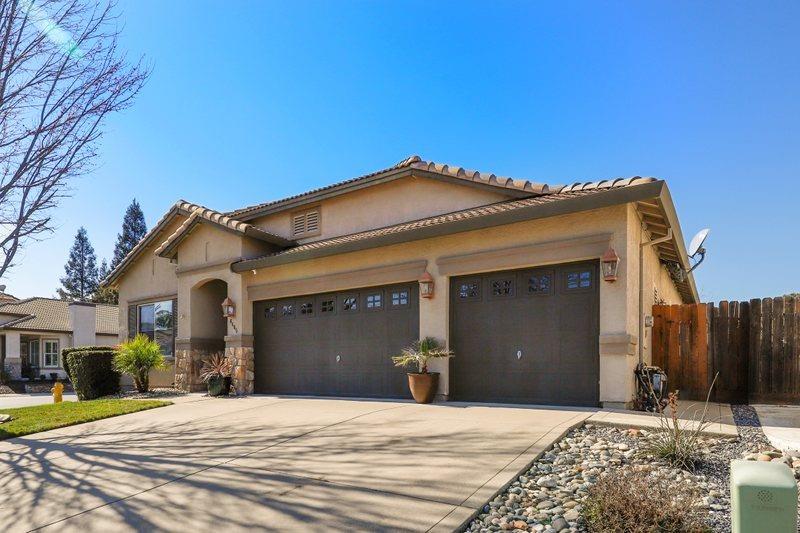 Detail Gallery Image 1 of 1 For 6405 Filmore Ct, Rocklin,  CA 95765 - 4 Beds | 2 Baths
