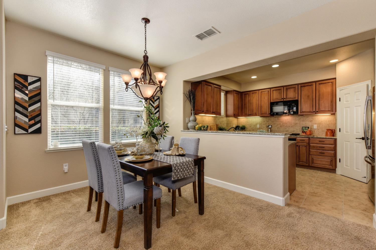 Photo #8: 222025724 Listing 