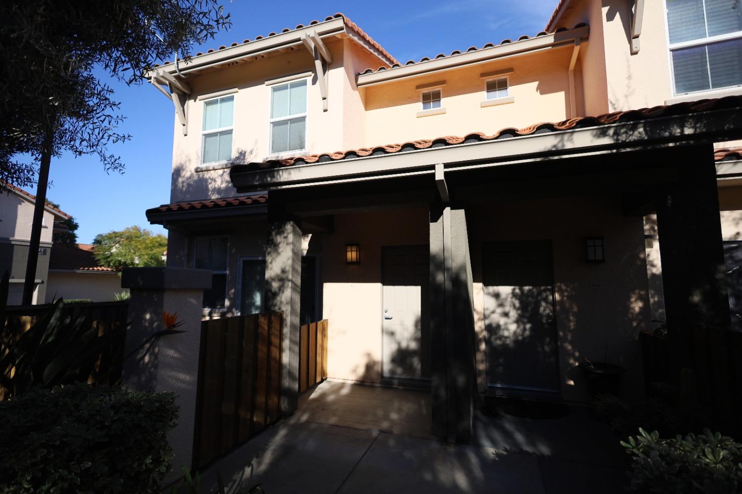 Detail Gallery Image 1 of 1 For 2177 Alum Rock Ave #611,  San Jose,  CA 95116 - 3 Beds | 2/1 Baths