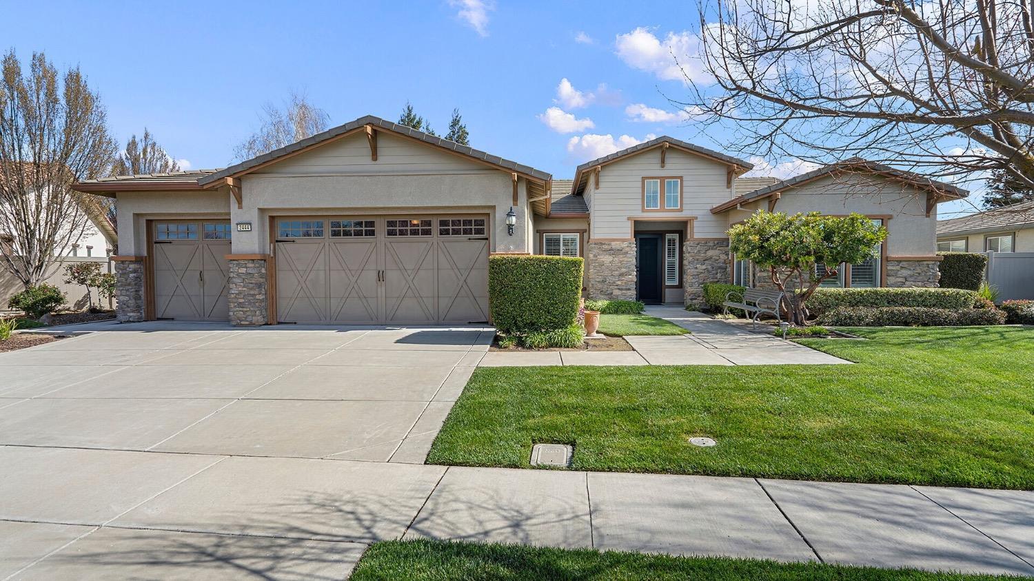 Detail Gallery Image 1 of 1 For 2444 Morning Brook Dr, Manteca,  CA 95336 - 2 Beds | 2/1 Baths