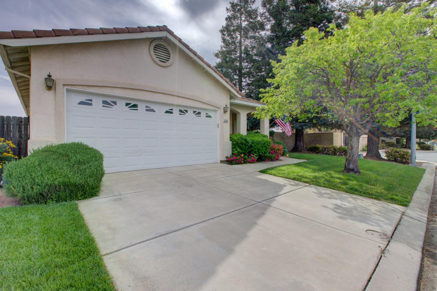 Detail Gallery Image 1 of 1 For 3300 Spring Garden Dr, Turlock,  CA 95382 - 2 Beds | 2 Baths