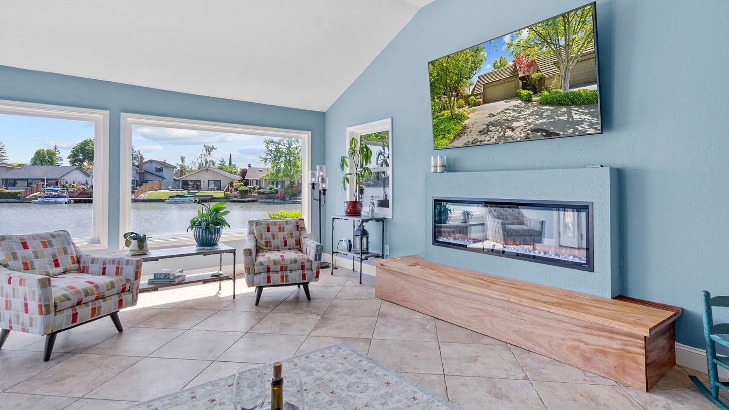 Detail Gallery Image 1 of 1 For 3402 Quail Lakes Dr, Stockton,  CA 95207 - 3 Beds | 2 Baths