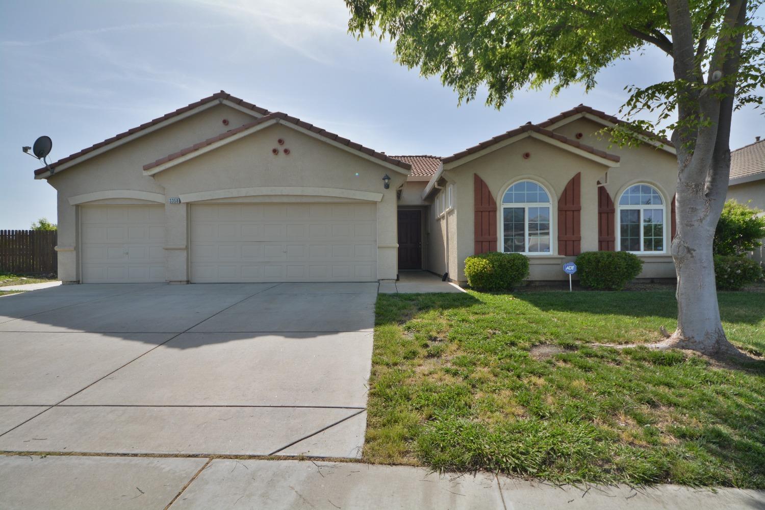 Detail Gallery Image 1 of 1 For 3358 Costantino Cir, Stockton,  CA 95212 - 4 Beds | 2 Baths