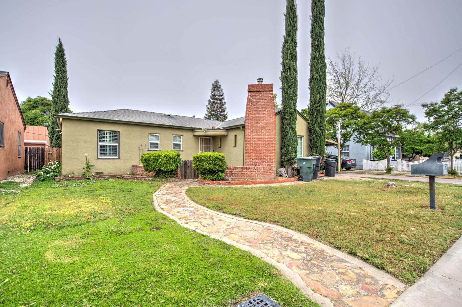 Detail Gallery Image 1 of 1 For 1439 Sunrise Ave, Modesto,  CA 95350 - 3 Beds | 1 Baths