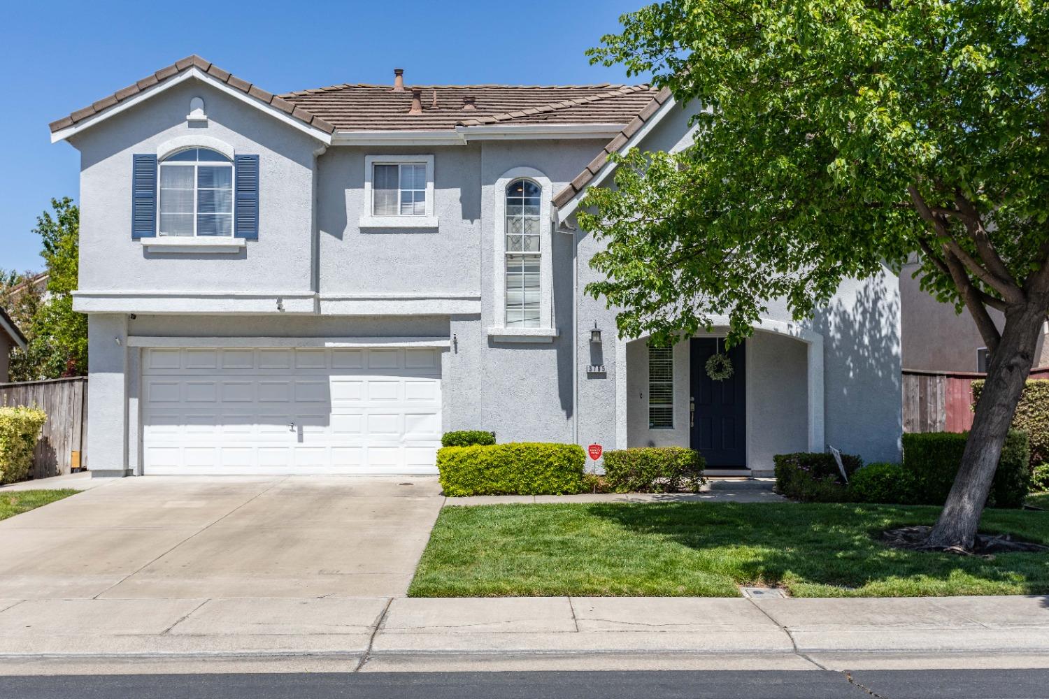 Detail Gallery Image 1 of 1 For 3795 Bridlewood Cir, Stockton,  CA 95219 - 3 Beds | 2/1 Baths