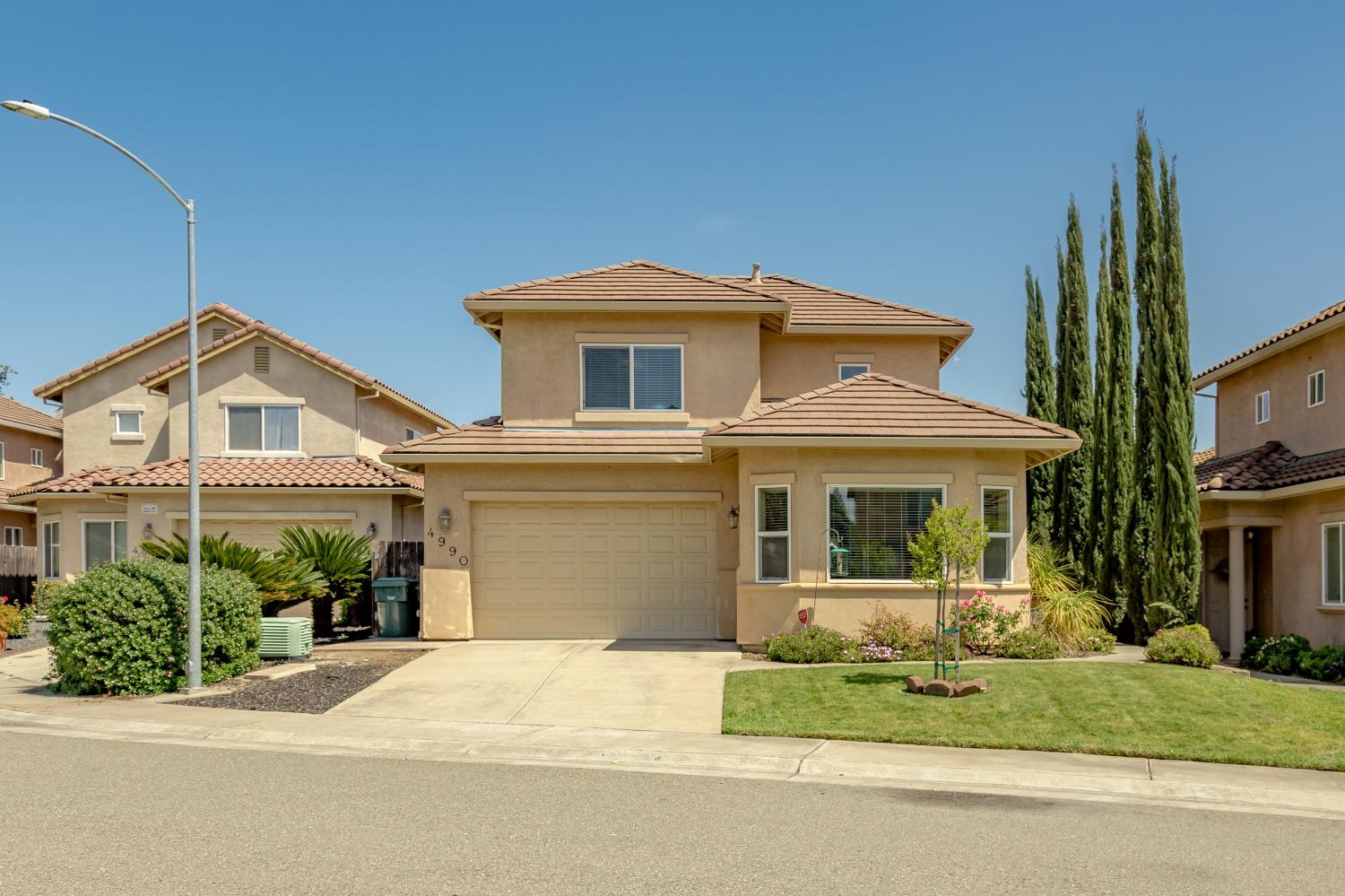 Detail Gallery Image 1 of 1 For 4990 Mariah Pl, Fair Oaks,  CA 95628 - 3 Beds | 2/1 Baths