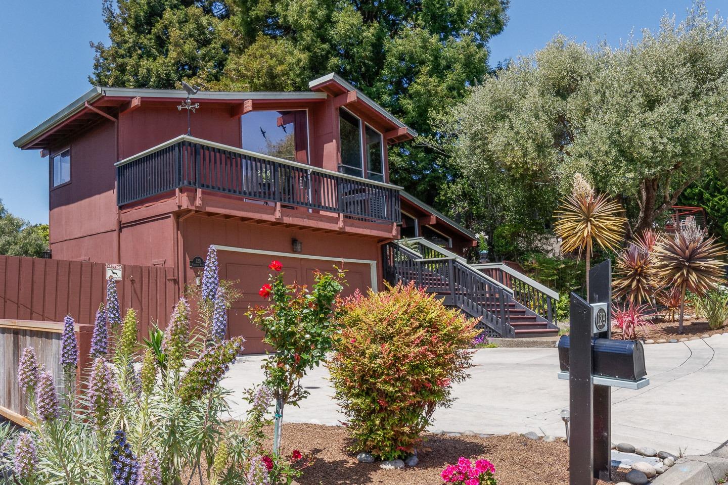 Detail Gallery Image 1 of 1 For 129 Wingfoot Ct, Aptos,  CA 95003 - 2 Beds | 2 Baths