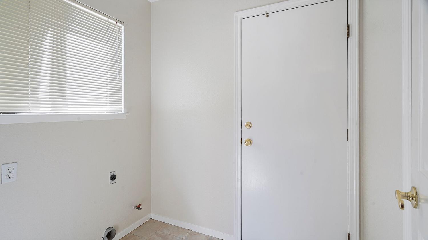 Detail Gallery Image 24 of 53 For 1725 Parker Polich Ct, Tracy,  CA 95376 - 4 Beds | 2/1 Baths