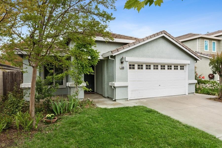 Detail Gallery Image 1 of 1 For 1305 Madera Ct, Davis,  CA 95618 - 3 Beds | 2 Baths
