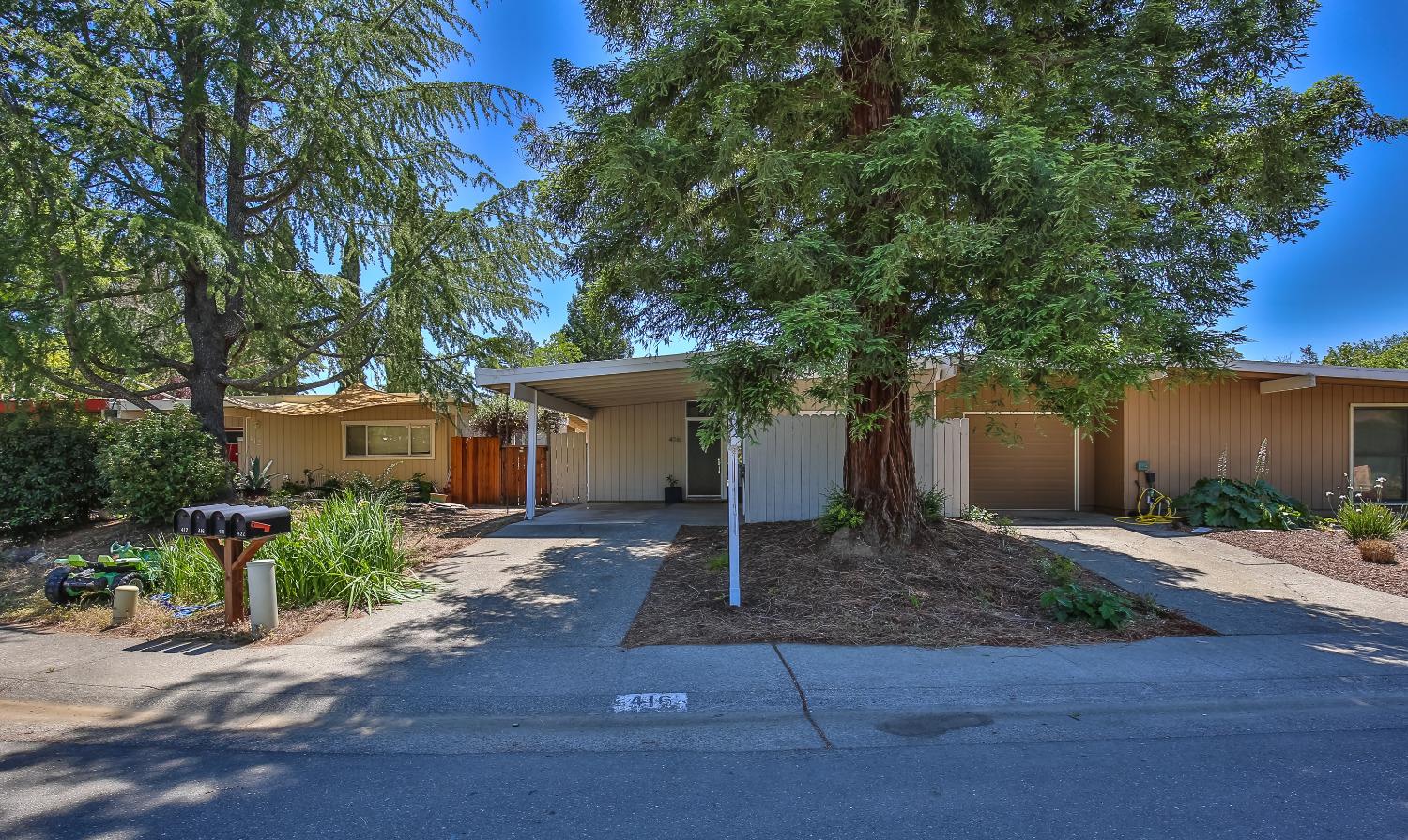 Detail Gallery Image 1 of 1 For 416 Jardin Pl, Davis,  CA 95616 - 2 Beds | 2 Baths