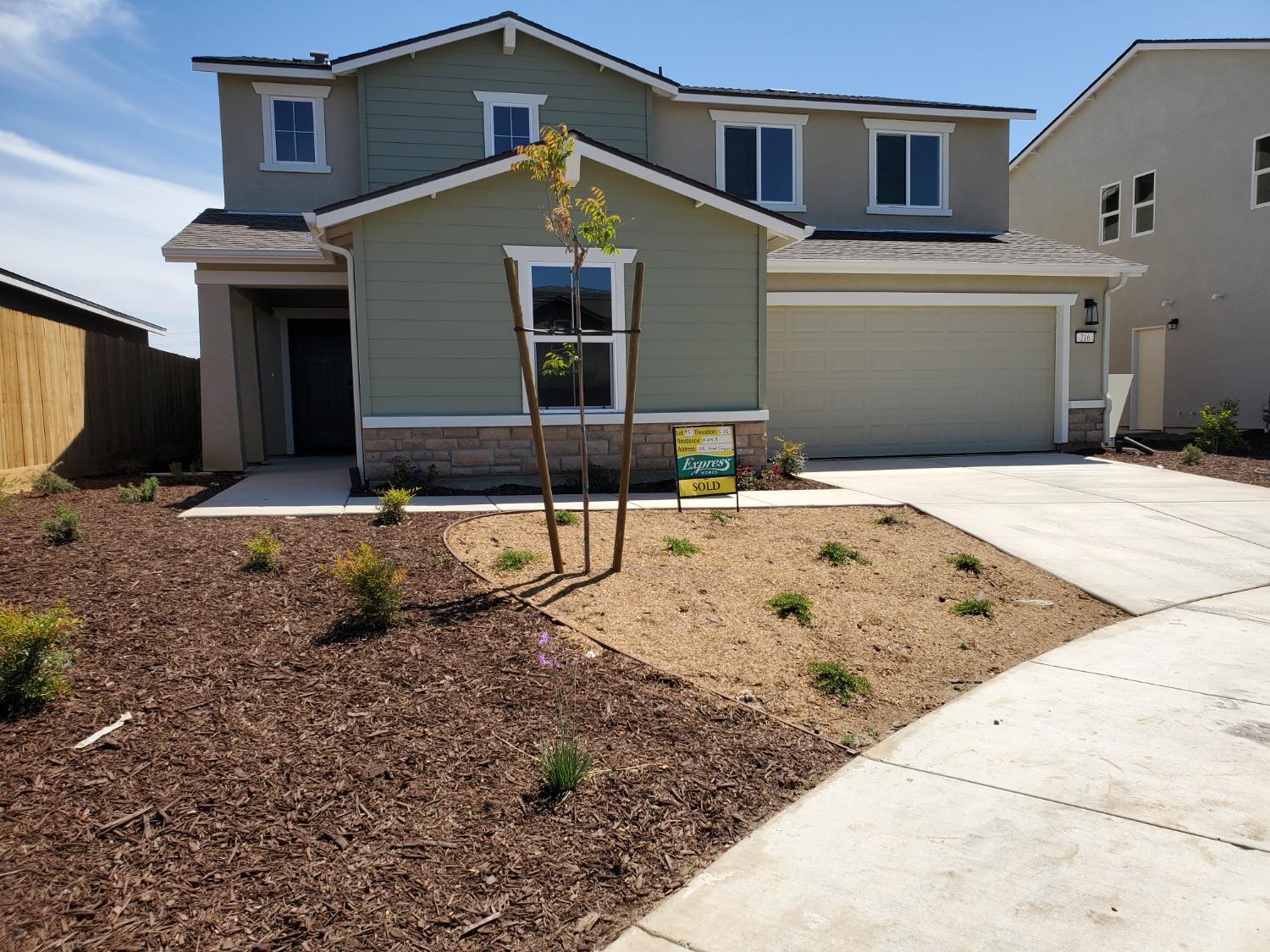Detail Gallery Image 1 of 1 For 216 Grand Canyon Ct #95,  Merced,  CA 95341 - 5 Beds | 3/1 Baths