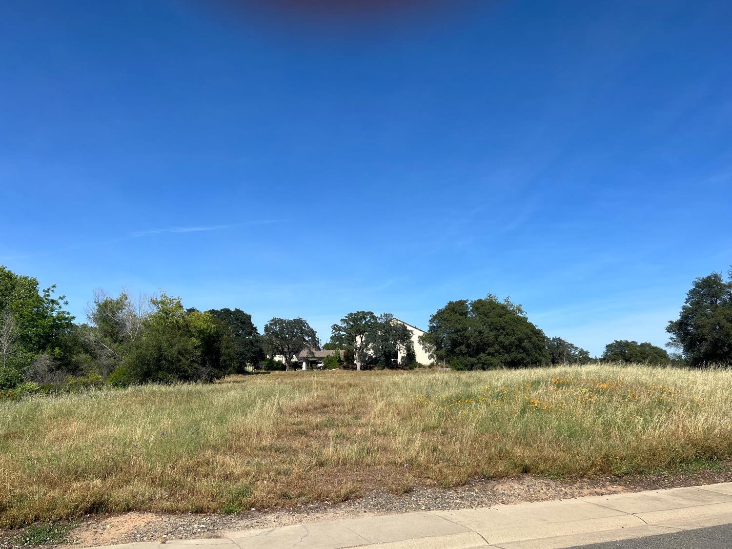 Photo of 5500 China Garden Rd in Rocklin, CA
