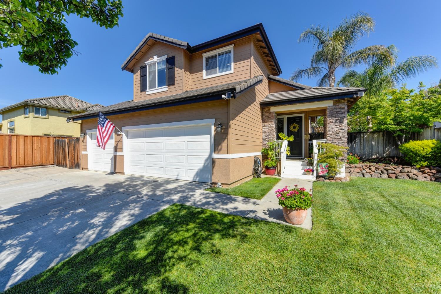 Detail Gallery Image 1 of 1 For 534 Ridgecrest Cir, Livermore,  CA 94551 - 3 Beds | 2/1 Baths