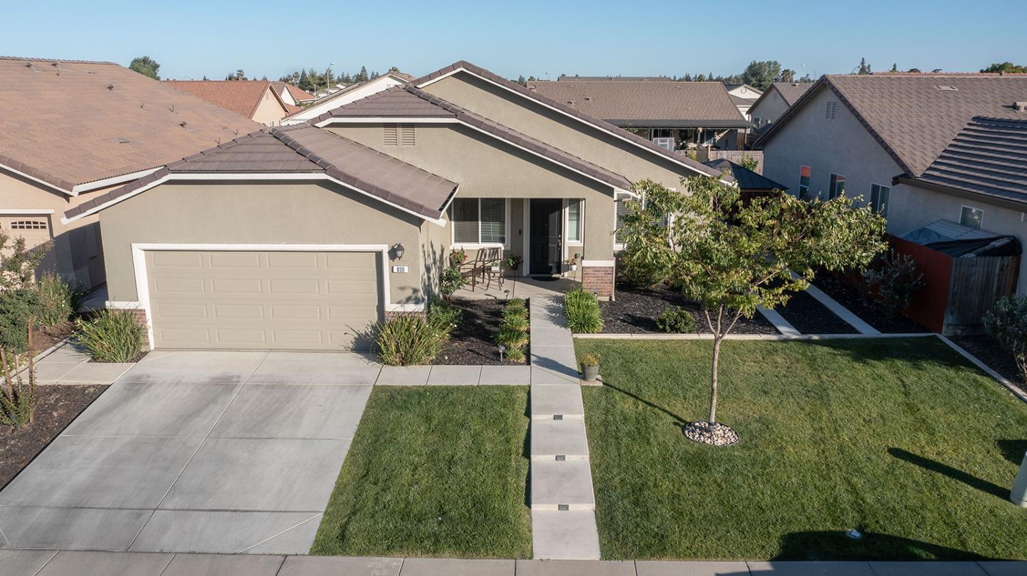 Detail Gallery Image 1 of 44 For 830 Botticino Ct, Atwater,  CA 95301 - 4 Beds | 2 Baths