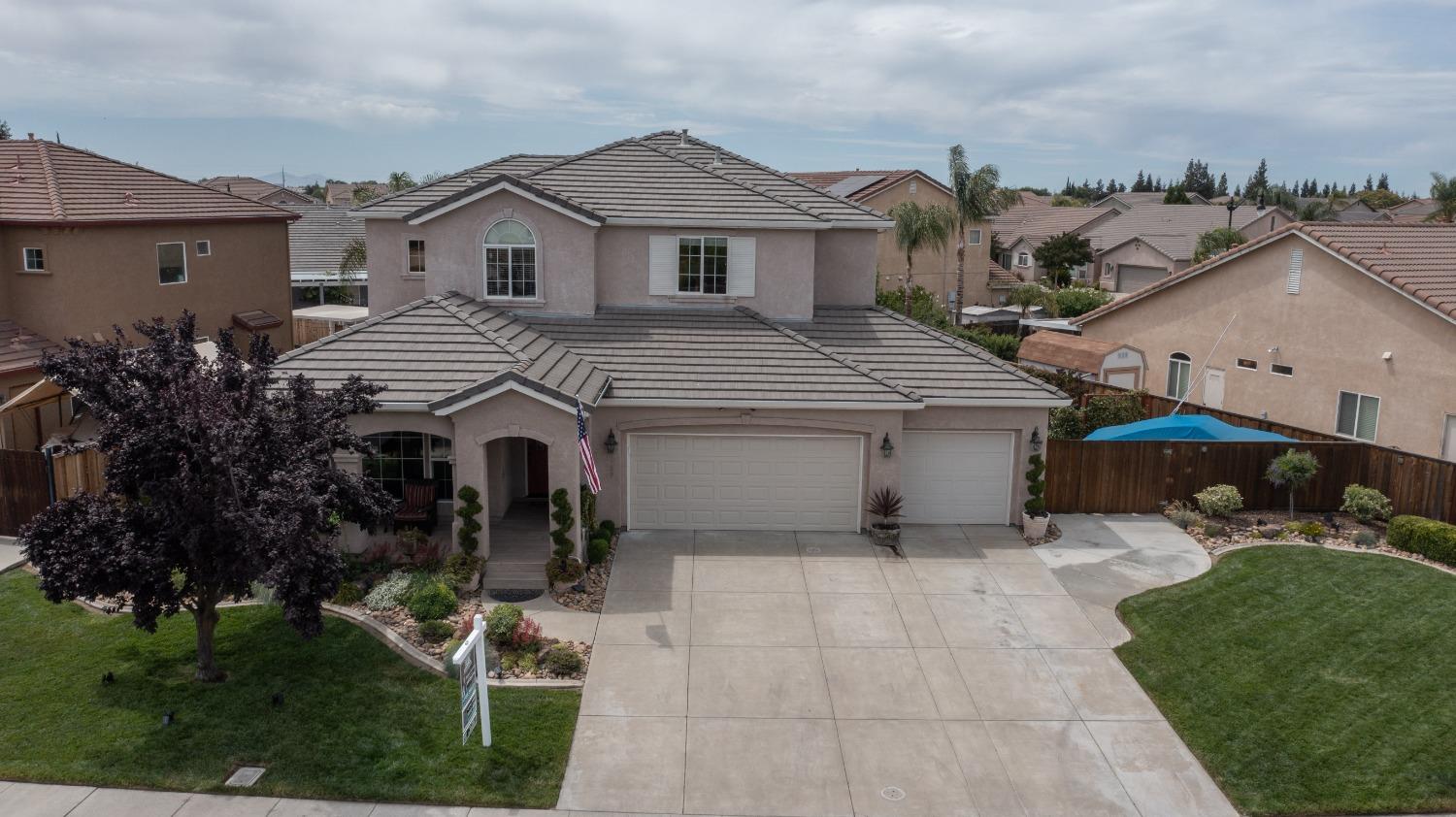 Detail Gallery Image 1 of 1 For 1729 Monaco, Manteca,  CA 95336 - 4 Beds | 2/1 Baths