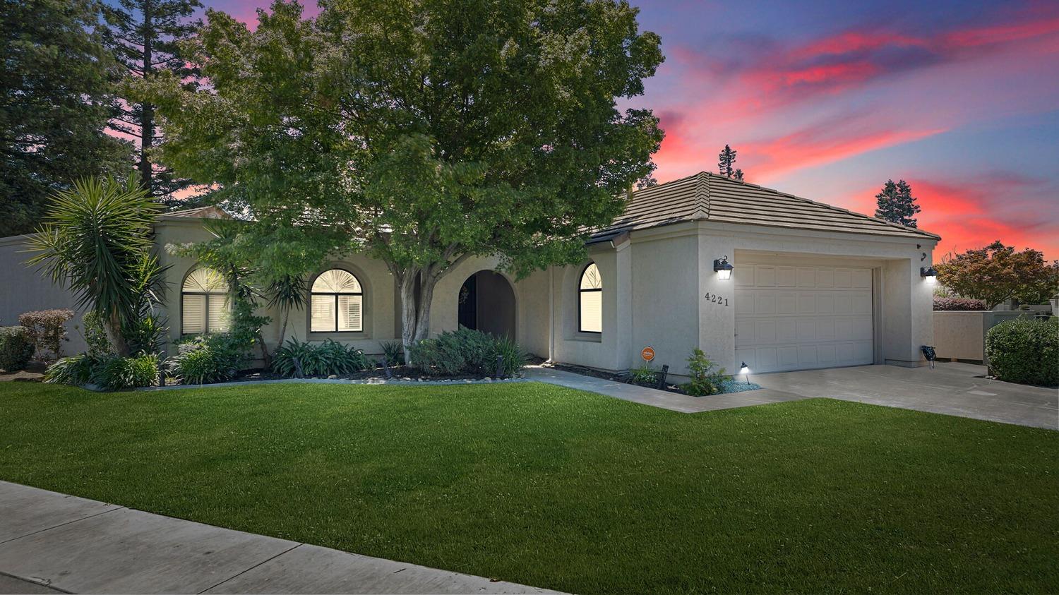 Detail Gallery Image 1 of 1 For 4221 Copper Creek Dr, Modesto,  CA 95355 - 3 Beds | 2 Baths