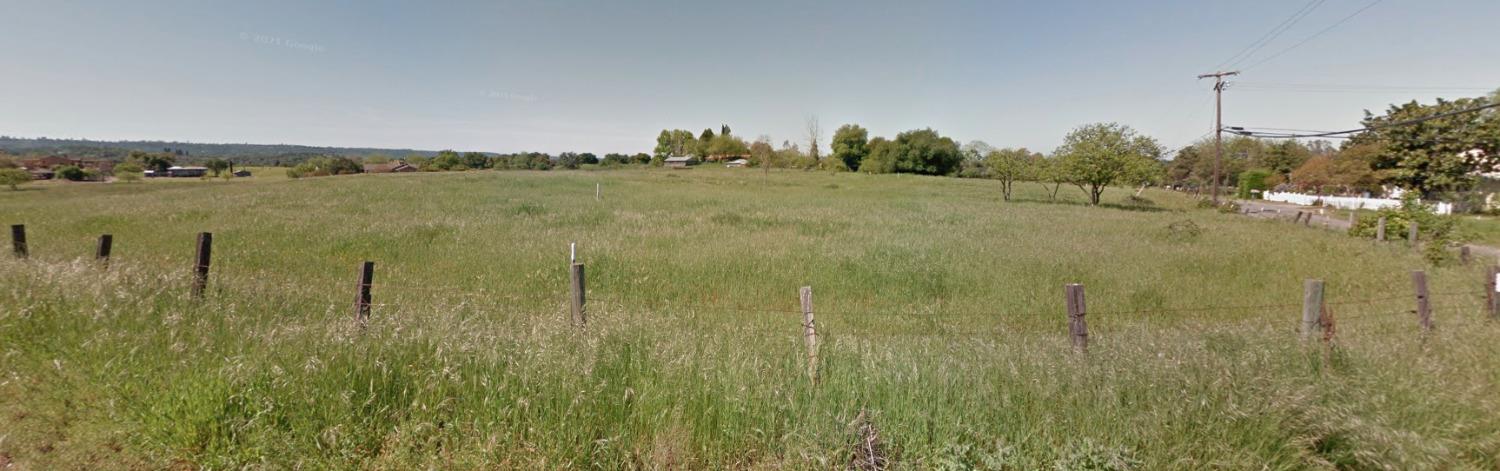 Photo of Ayres Holmes Rd in Auburn, CA