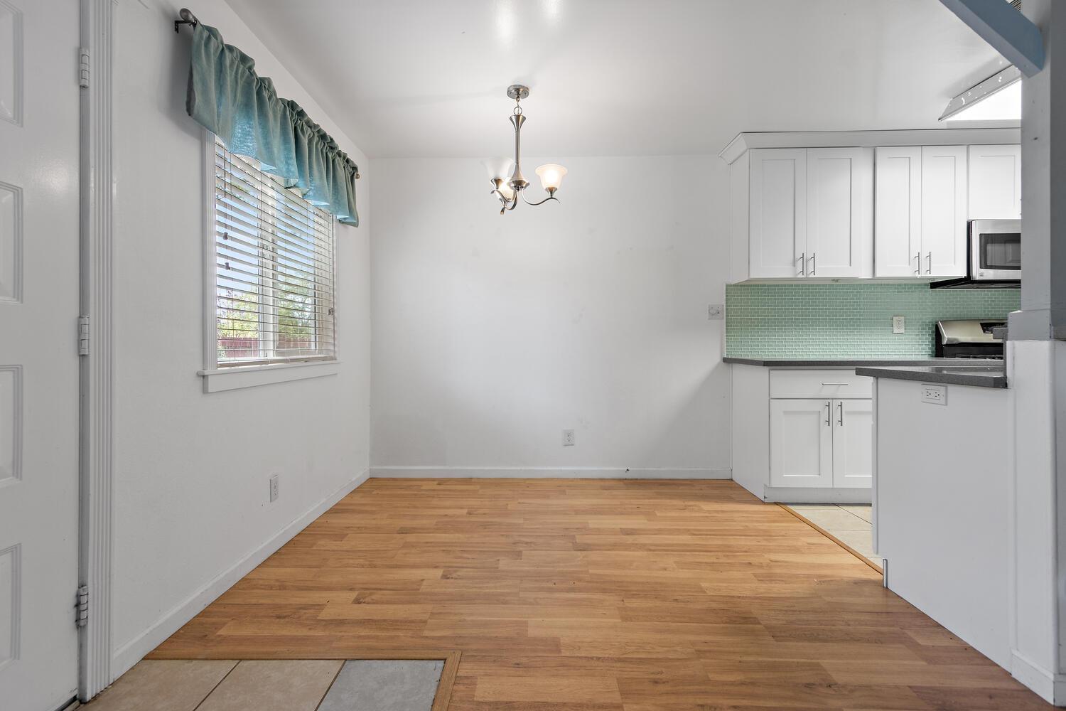 Photo #8: 222063995 Listing 