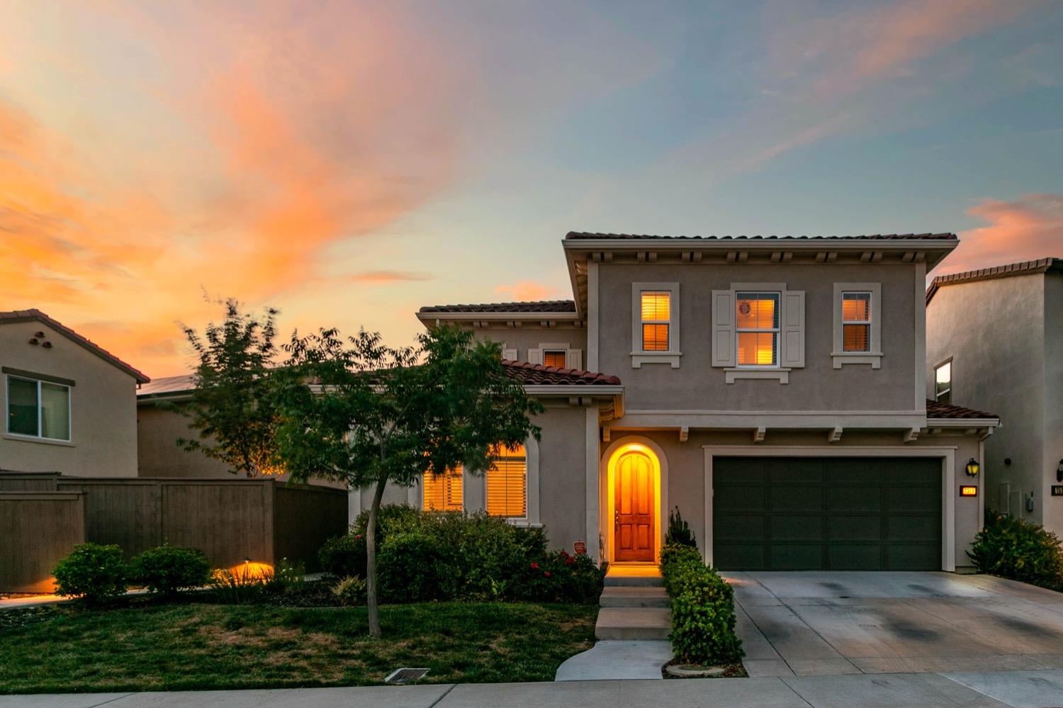 Photo of 7519 Pesaro Dr in El Dorado Hills, CA