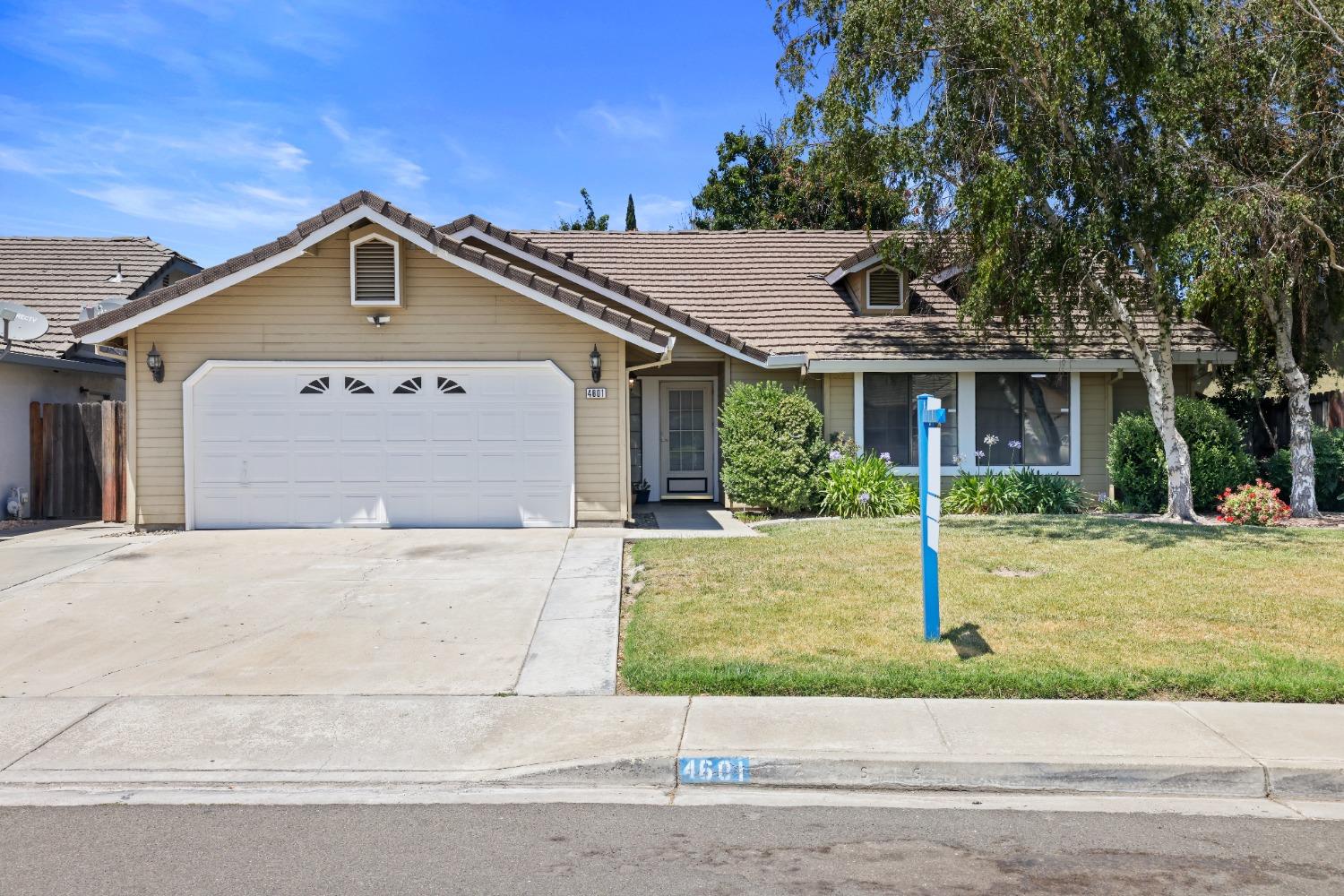 Detail Gallery Image 1 of 1 For 4601 Wessex Ln, Salida,  CA 95368 - 3 Beds | 2 Baths