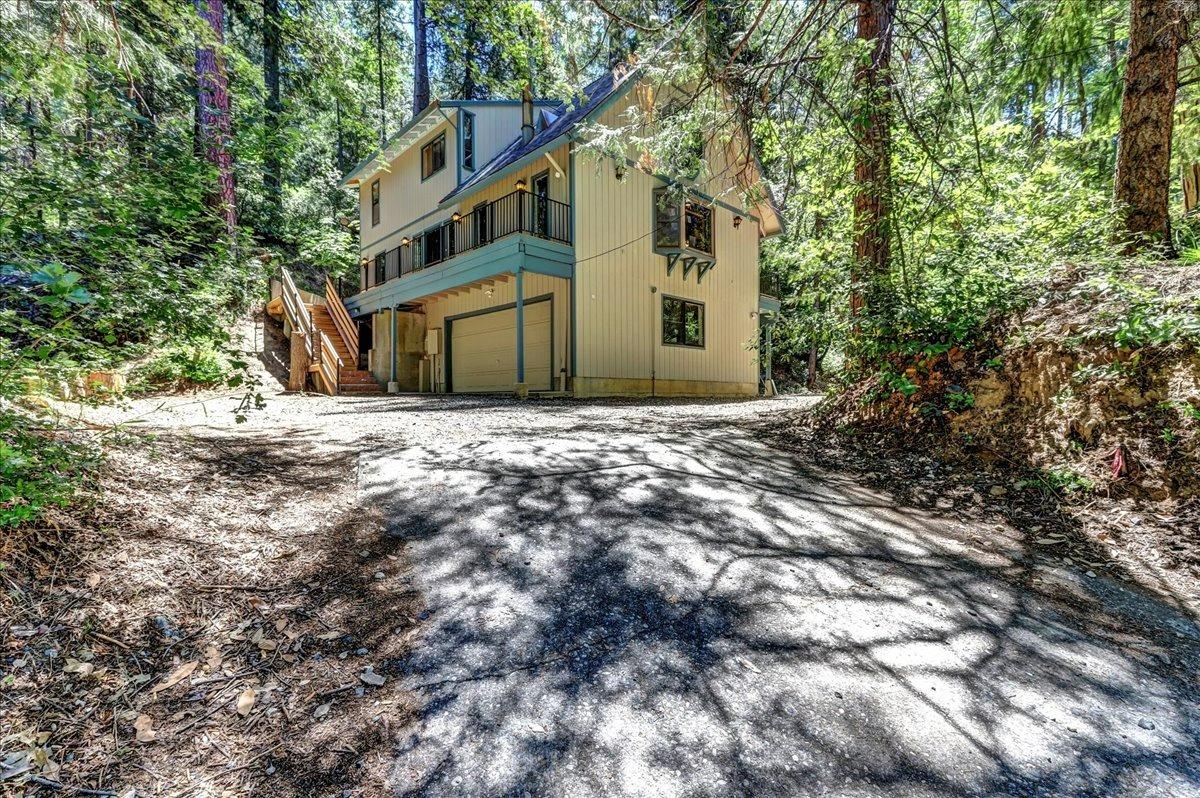 Detail Gallery Image 1 of 1 For 13035 Sadie D Dr, Nevada City,  CA 95959 - 3 Beds | 2 Baths