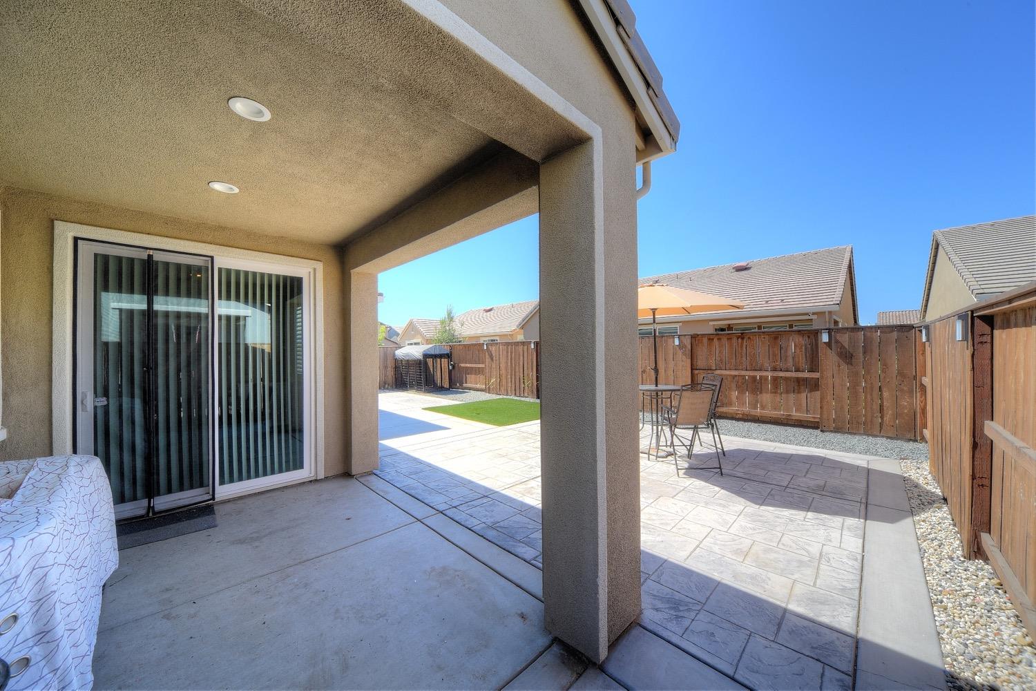 Detail Gallery Image 24 of 28 For 213 Cavalier Way, Lodi,  CA 95240 - 3 Beds | 2 Baths
